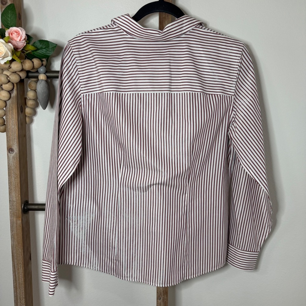 Chicos Striped No Iron Sparkle Button Up Shirt Women's Size 1 Red White Black - Picture 5 of 9